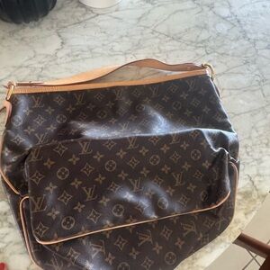 Louis Vuitton Brown Monogram Shoulder Bag with Classic Elegance